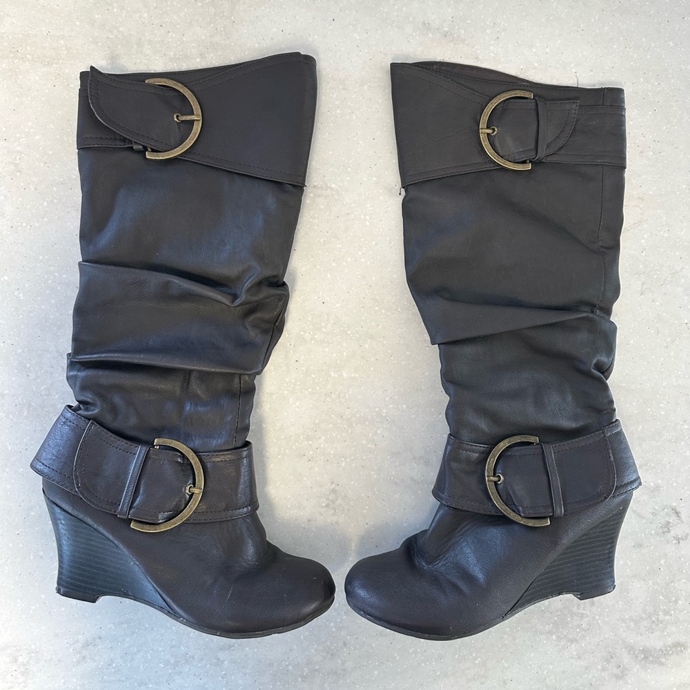 Union Bay Scrunch Buckle Women’s Knee High Wedge Boots size 6.5